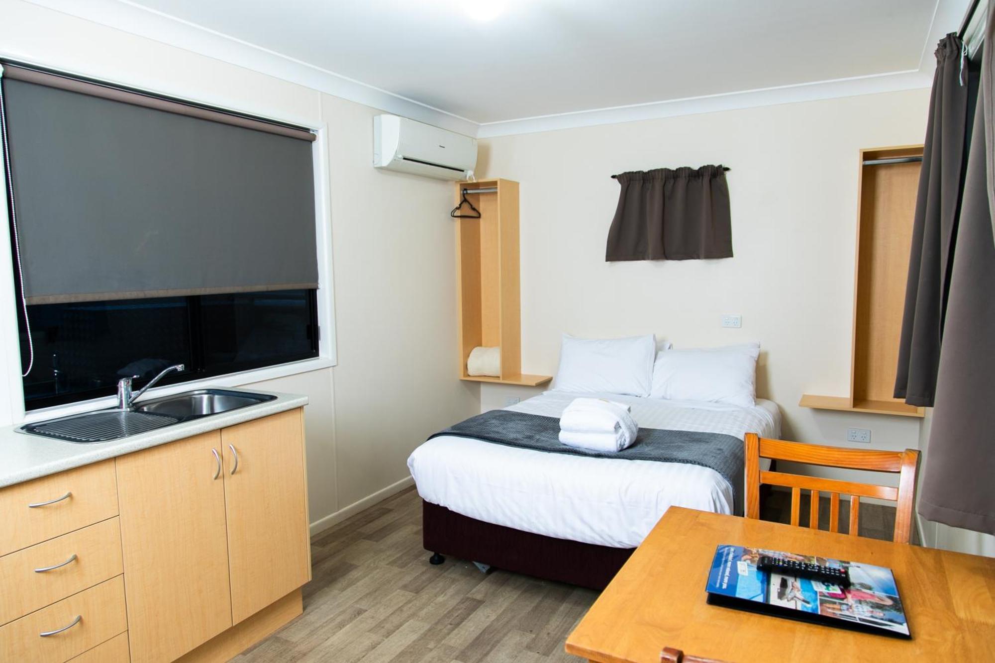 Big4 Toowoomba Garden City Holiday Park Habitación foto
