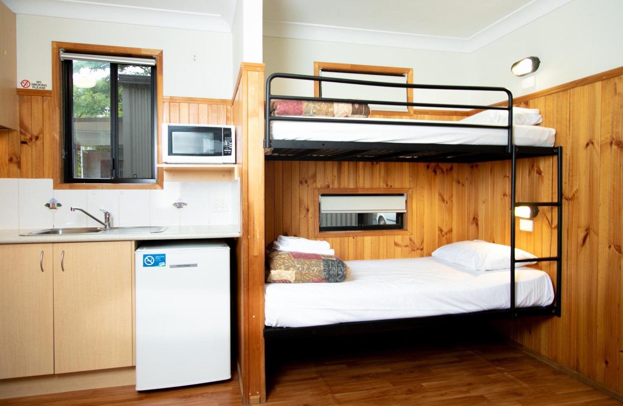 Big4 Toowoomba Garden City Holiday Park Habitación foto